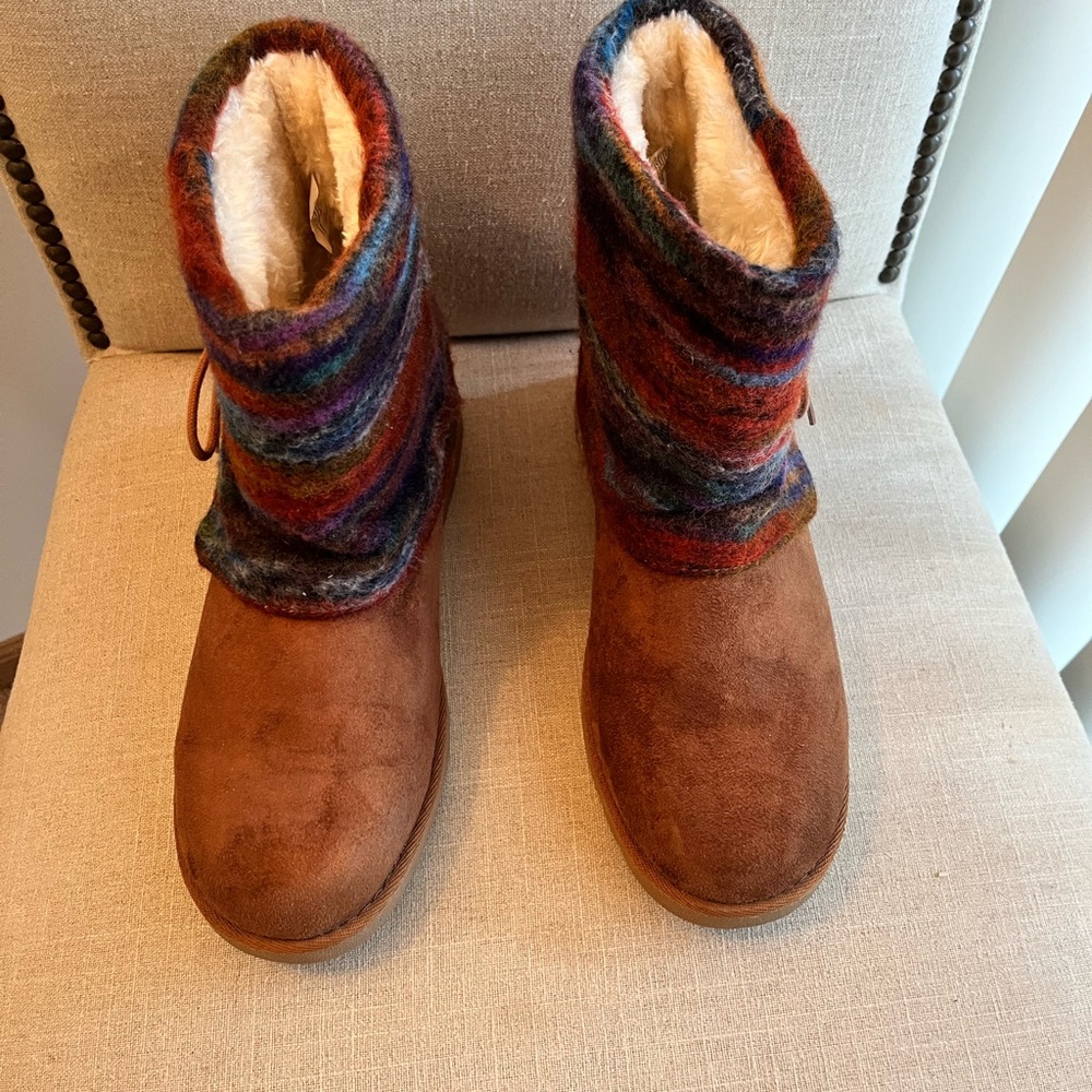 So Women’s Brown Textile Faux Fur Boots Size 9.5 RN#73277